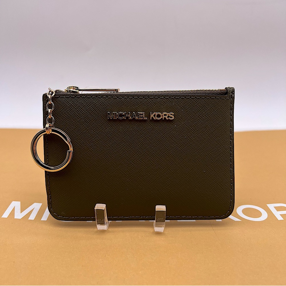 Michael Kors Small TZ Coinpouch w/ID
Leather Olive